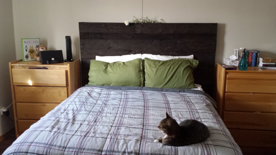 DIY pallet headboard finished!