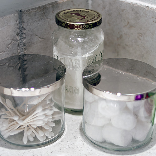 Add your DIY deodorant mix to your morning arsenal 05 add to morning arsenal
