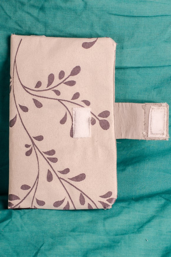 DIY: Homemade tablet case | Commatose.ca