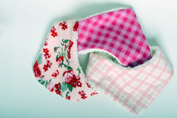 Plushy toddler bibs